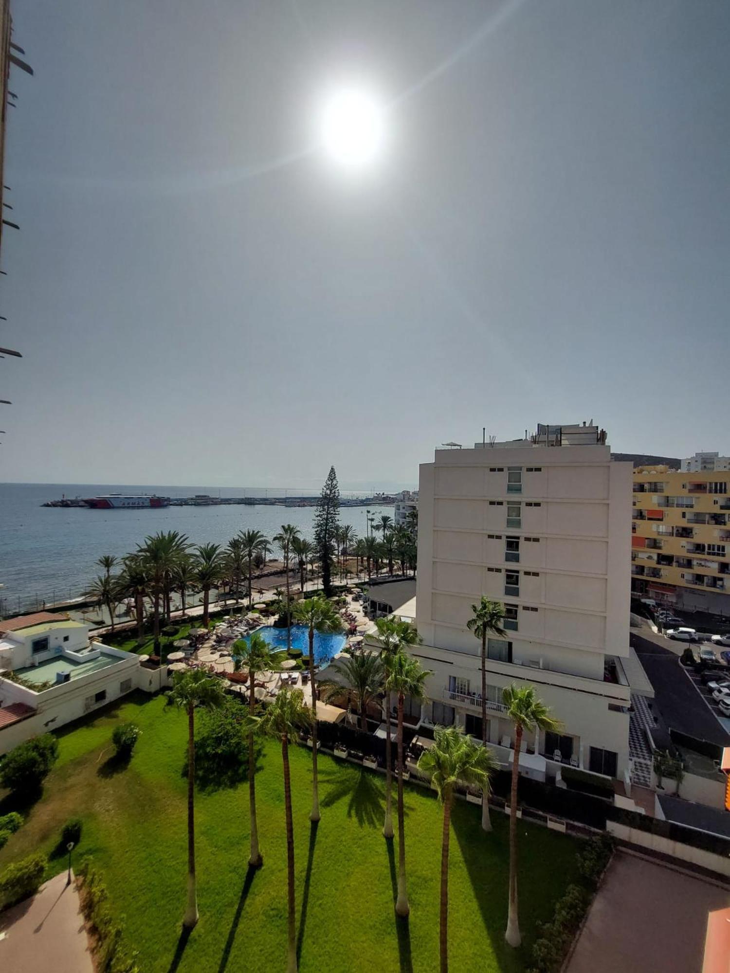 Comodoro- Ravel Los Cristianos  Bagian luar foto